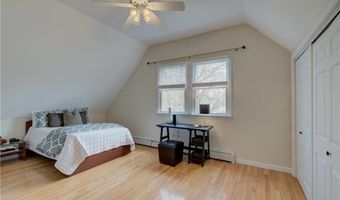 38 Highland Ave, Barrington, RI 02806
