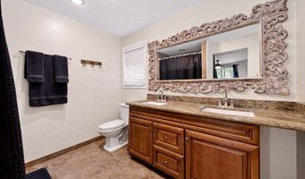 1342 Nanialii St, Kailua, HI 96734