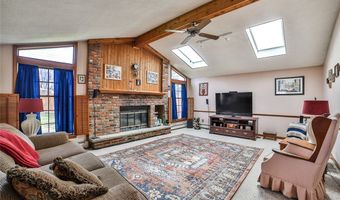 53 Wickham Dr, Amherst, NY 14221