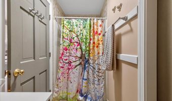 58 Bicknell Rd, Belmont, ME 04952