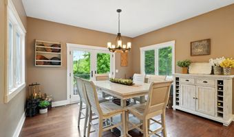 6212 Deer Hollow Rd, Auburn, IN 46706