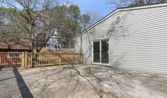 2014 W Lakeview Dr, Benton, AR 72015