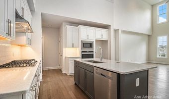 3343 Roseford Blvd, Ann Arbor, MI 48105