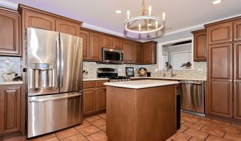41653 N Lotus Ave, Antioch, IL 60002