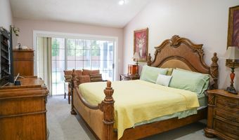 8 Apalachee St, Apalachicola, FL 32320