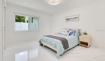 49 INTERLAKEN Rd, Orlando, FL 32804