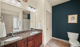109 Dewfield Ln, Boiling Springs, SC 29316