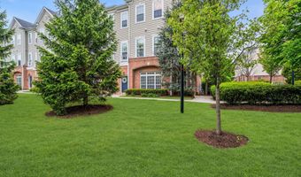 1002 Cunningham Ct, Belleville, NJ 07109