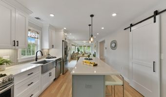 176 Medford St 176, Arlington, MA 02474