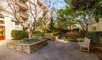 4244 RIVER GREEN Dr 108, Atlanta, GA 30327