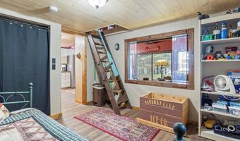 3204 6th St NW, Backus, MN 56435