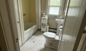 45 Greenway N, Albany, NY 12208