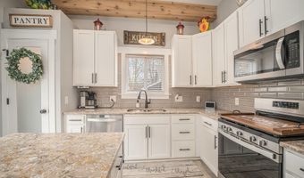 1749 Fairview Dr, Allegan, MI 49010