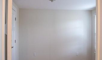 6 W Main St, Chester, CT 06412