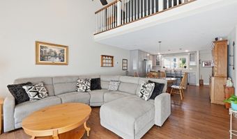 15 Curtis Cir 15, Avon, MA 02322