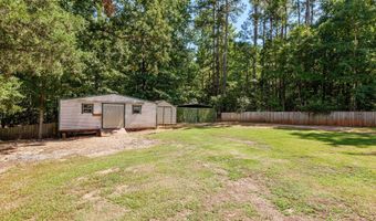 8010 Lakeside Dr, Appling, GA 30802