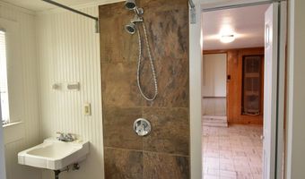 207 E Stockton Ave, Alpine, TX 79830