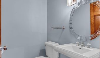 987 N 640 Rd, Baldwin City, KS 66006