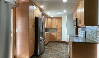 903 W Harmony Dr, Blackfoot, ID 83221
