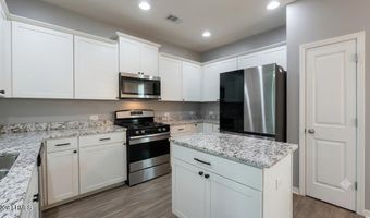 35 Pacolet Ln, Beaufort, SC 29906