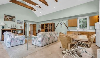 99 Holly Ln, Bayville, NJ 08721