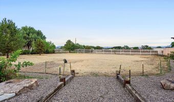 325 Braught Ln, Bosque Farms, NM 87068