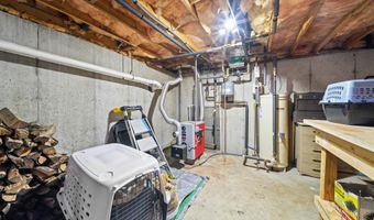 162 Lakeside Oaks Dr, Barrington, NH 03825