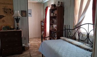 306 5th St, Andrews, TX 79714
