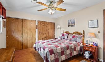 21 N Waterman Ave, Arlington Heights, IL 60004