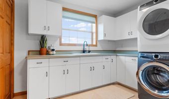 360 Karens Way NW, Alexandria, MN 56308