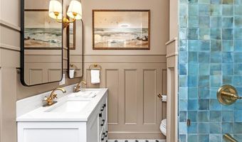9 Kiki Cir, Cranston, RI 02921
