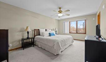 1928 N Ridge Ave, Arlington Heights, IL 60004