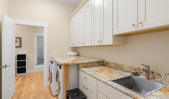 14 Starling Pass, Asheville, NC 28804