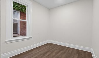 31 Bertha St, Albany, NY 12209