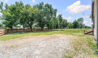 139 Center St, Avoca, AR 72756