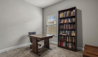5529 Overland Dr, Biloxi, MS 39532