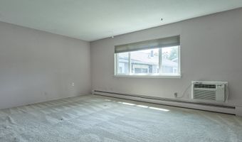 81 Ameridge Dr 81, Bridgeport, CT 06606