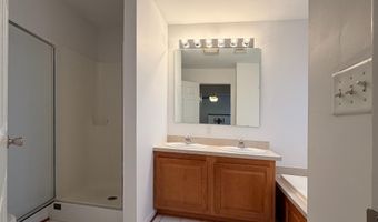 1986 RETTA GILLIAM Ct SE, Washington, DC 20020