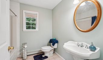 7 Parks Ln, Alloway, NJ 07461