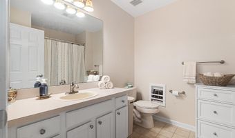61 Cliffwood Dr, Allentown, NJ 08501