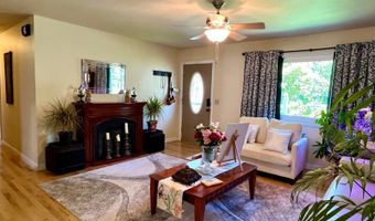 1412 S Carnation, Aurora, MO 65605