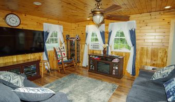 47 Gales Rd, Abbot, ME 04406