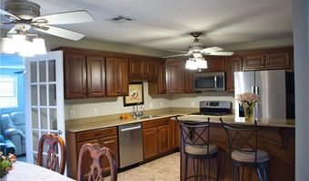 1433 PERRIN Dr, Arabi, LA 70032