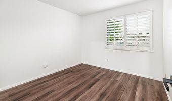 6882 Alderwood Dr, Carlsbad, CA 92011