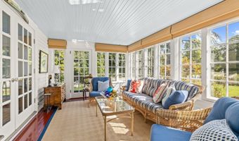 4259 Main St, Barnstable, MA 02630