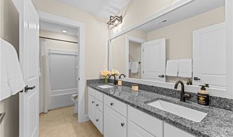 327 Crest Ln, Adams Twp., PA 16046