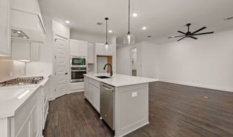 203 Kingfisher Ln, Aledo, TX 76008