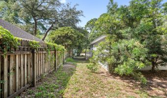 20 Cedar Crest Cir, Beaufort, SC 29907