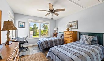 26 Walcott Ave, Narragansett, RI 02882