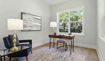 8202 MOCKINGBIRD Dr, Annandale, VA 22003